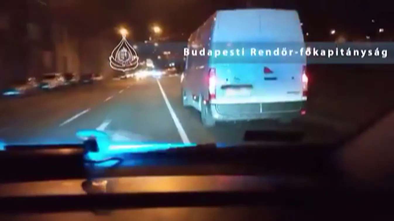 Kihallgatták a menekülés közben rendőrautónak hajtó külföldi embercsempészt