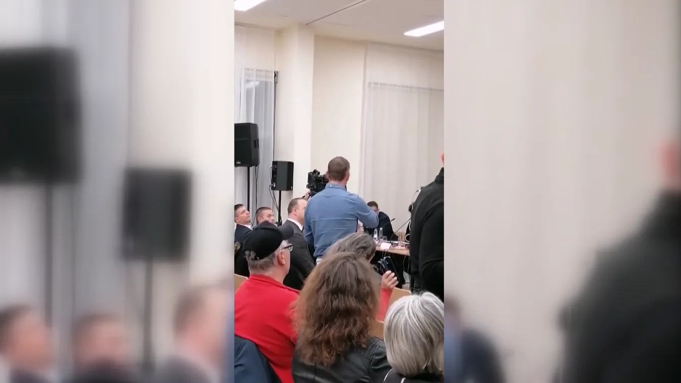 „Áldebreceni” tiltakozó hergelhet az akkumulátorgyár ellen