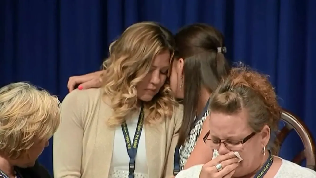 Ferenc pápa az áldozatok oldalán áll