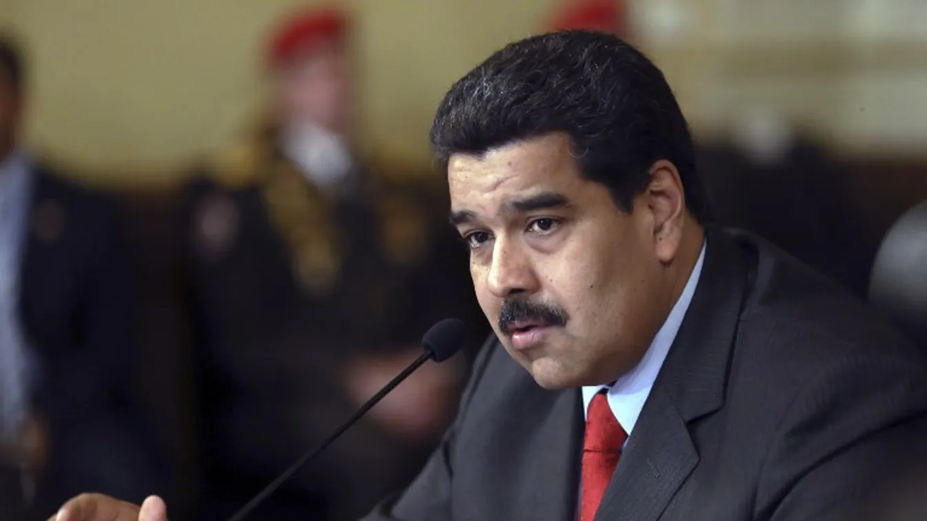 Alaposan átszabják a kormányt