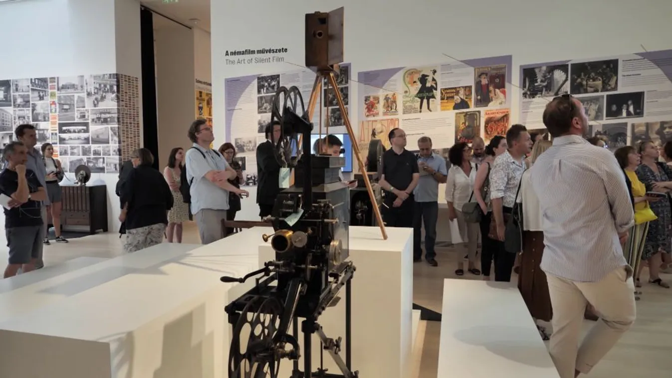 Svenk: Nagylátószög – 120 éves a magyar film