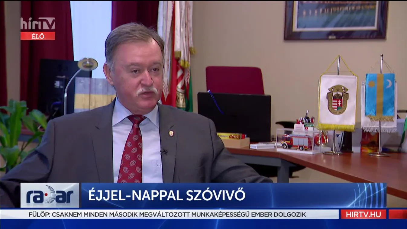 Radar: Éjjel-nappal szóvivő