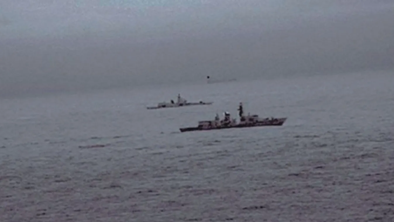 Orosz hadihajók miatt riasztották a brit flottát