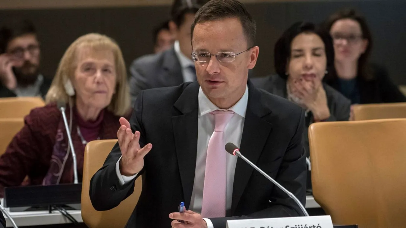 Szijjártó Péter: Az embercsempészet ellen az erős határvédelem a megoldás