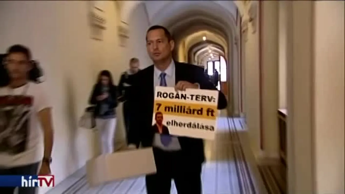 Molnár: A Rogán-terv fenyegeti hazánkat