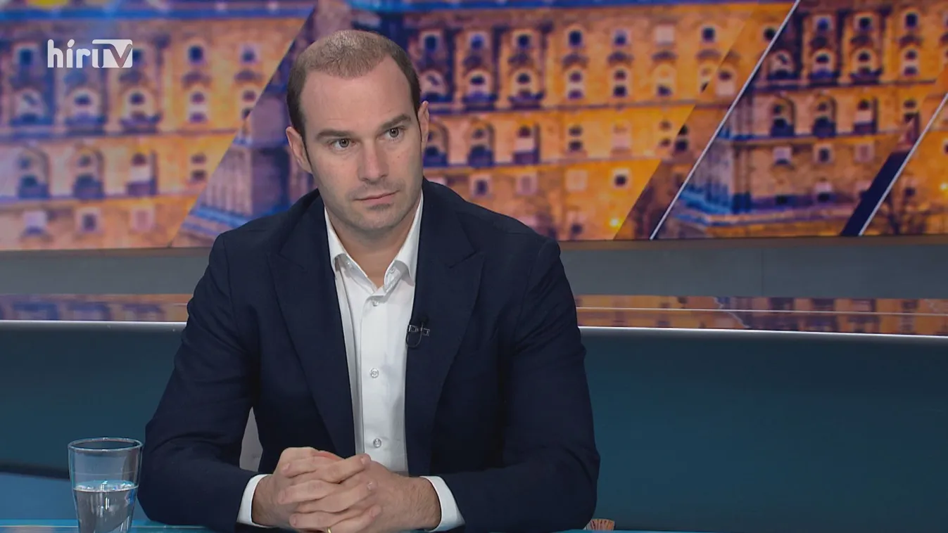 Hollik István: A Néppárt vezetői fölülnek a baloldali álhíreknek