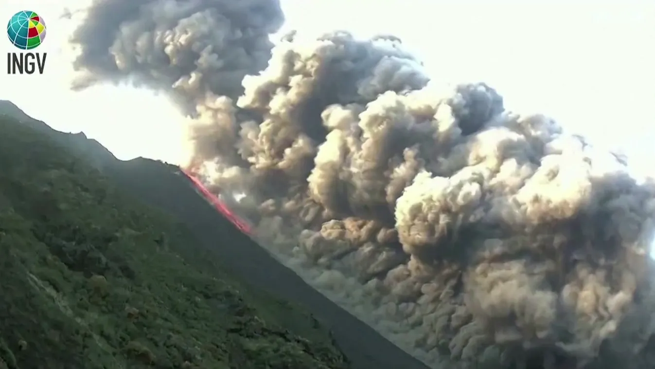 Vulkánkitörés Olaszországban