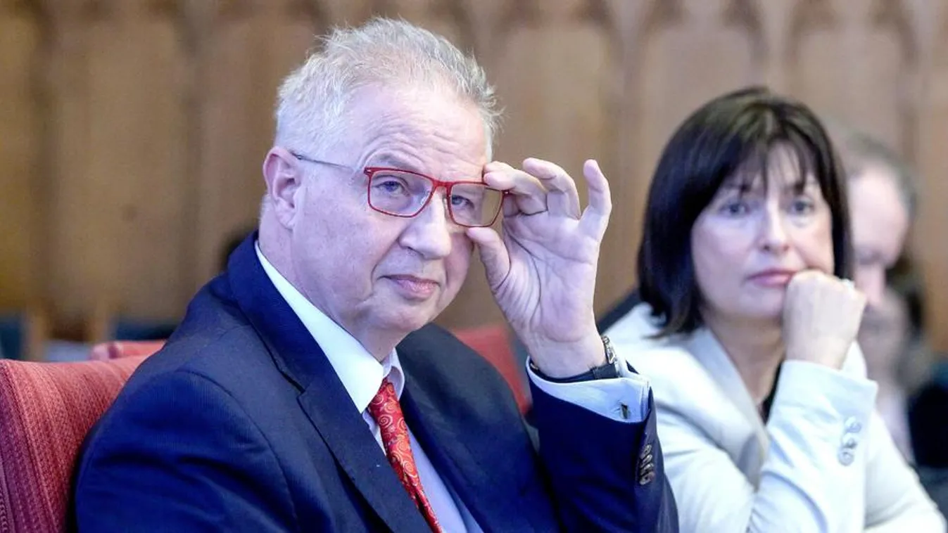 Trócsányi: Ez lesz az alkotmányos fejlődés utolsó fejezete