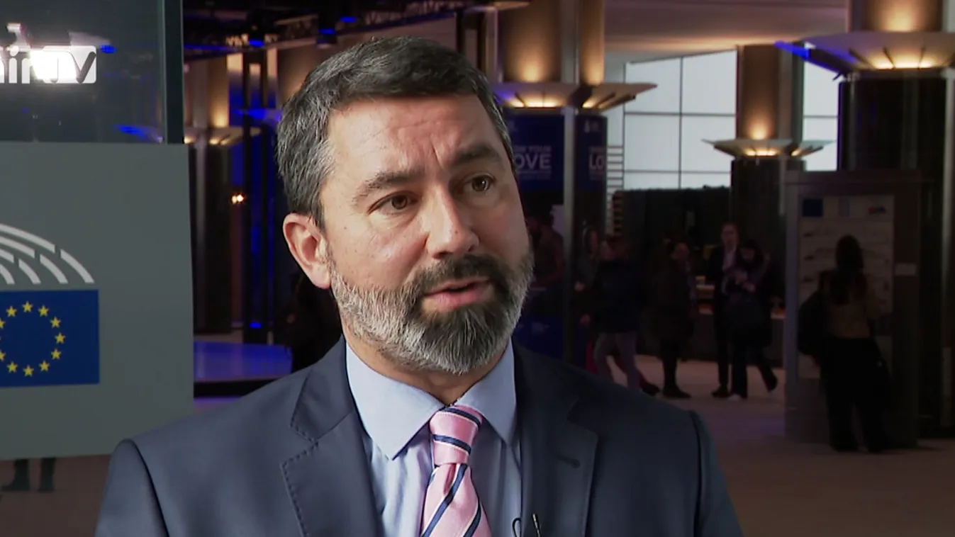 Európai híradó: a migrációs paktum állandósítja a bevándorlást + videó