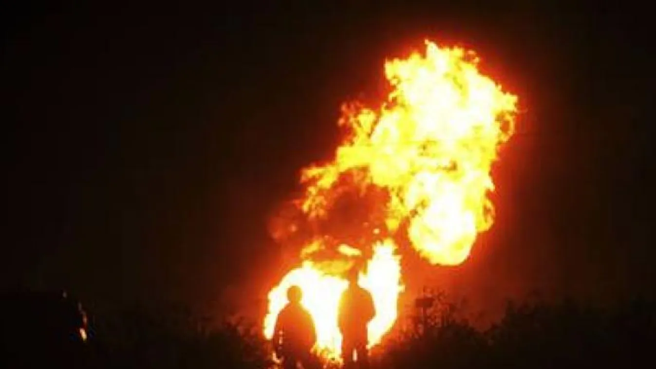 Felrobbant a megcsapolt üzemanyag-vezeték, halottak