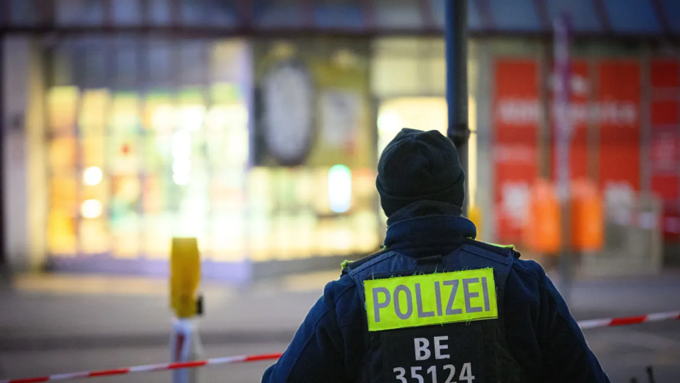 Szilveszter Németországban: ámokfutó késelő támadt járókelőkre + videó