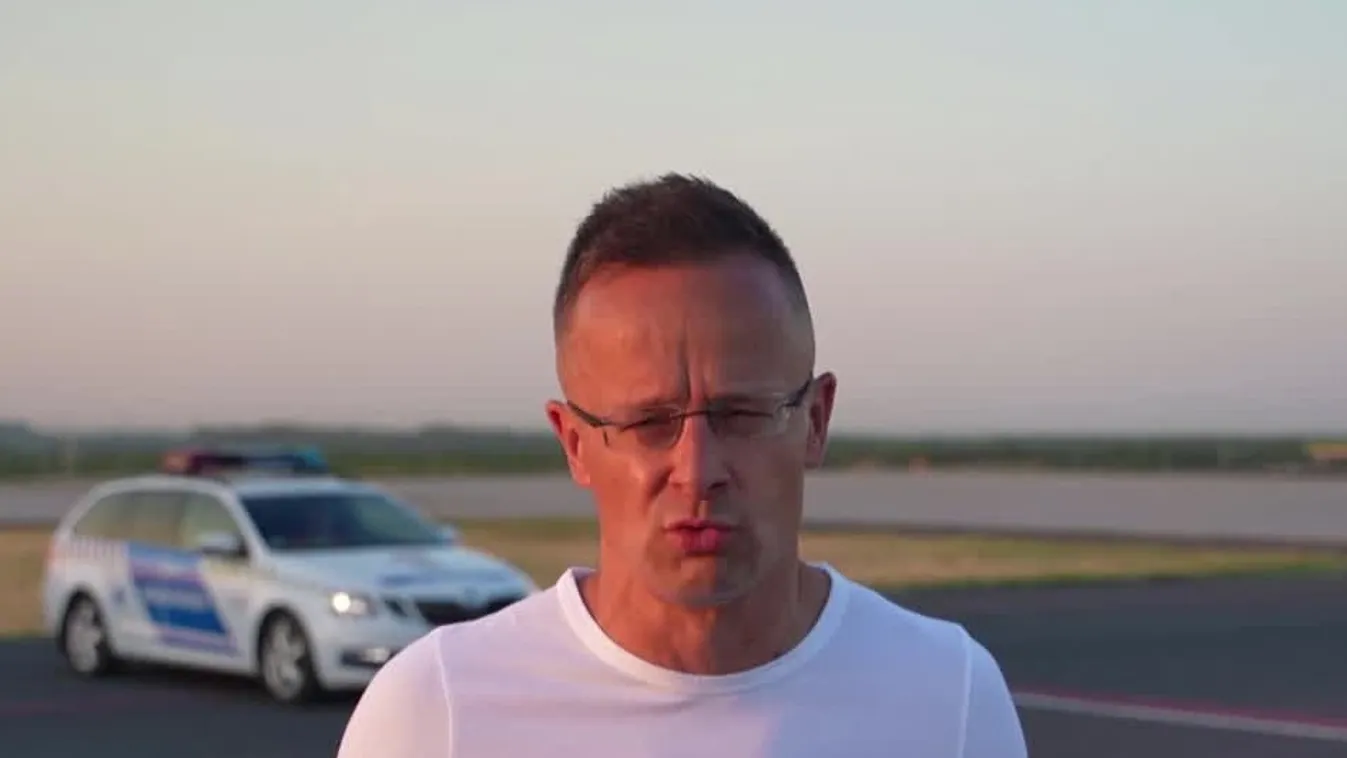 Szijjártó Péter: A kormány hat magyar állampolgárt evakuált Iránból + videó