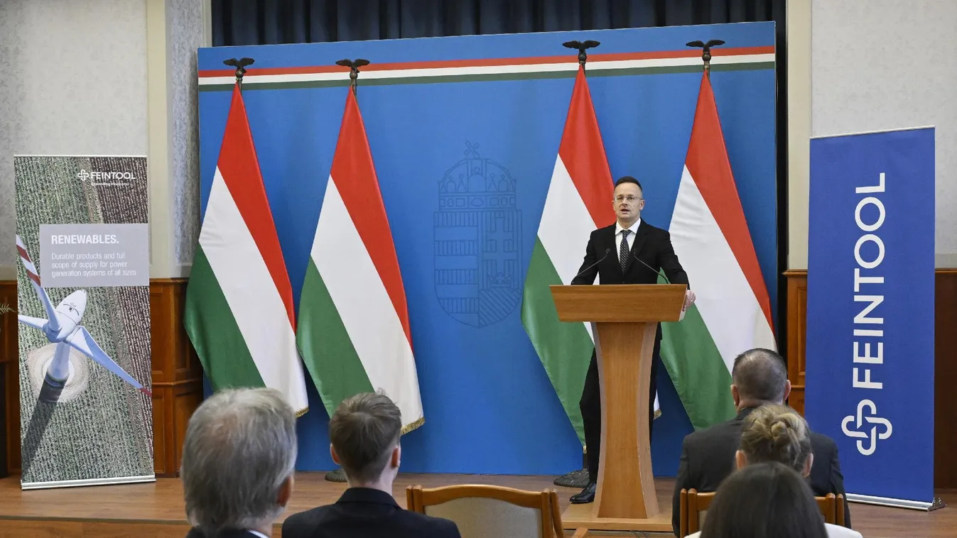 Szijjártó Péter: a magyar GDP egy jelentős része Komárom-Esztergom vármegyében áll elő