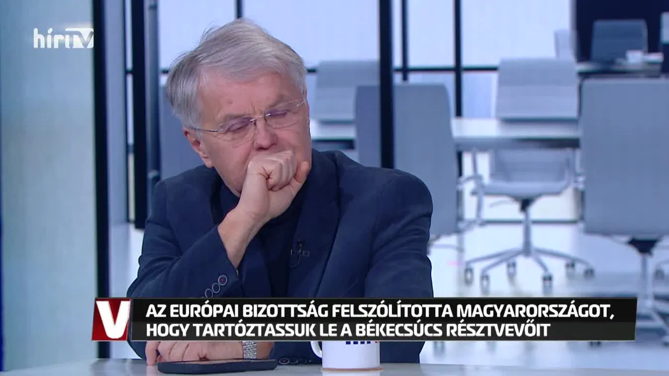 Vezércikk - Orbán Viktor szerint a digitális térben is fel kell őrölni az ellenfelet