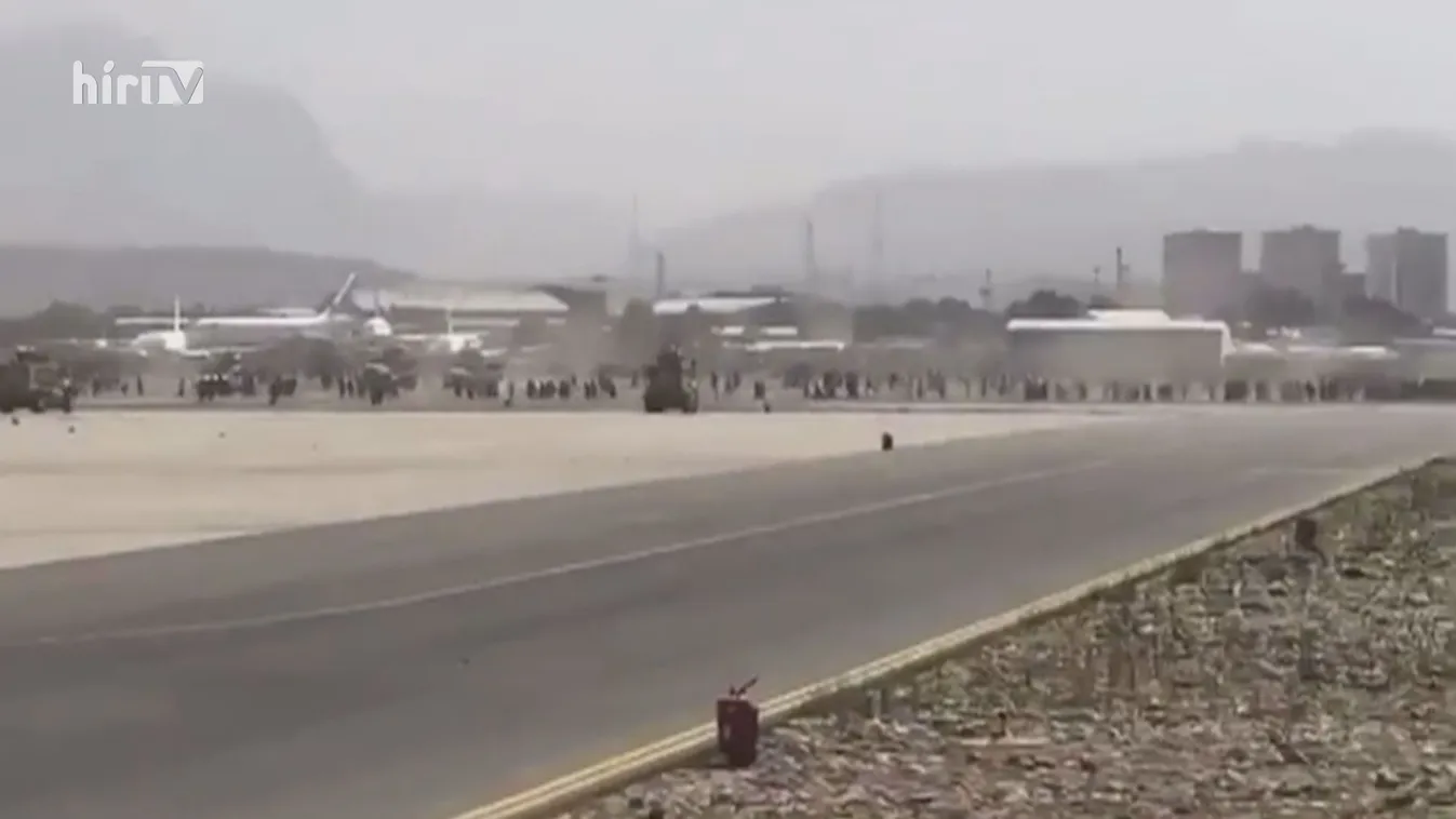 Továbbra is kaotikus állapotok uralkodnak a kabuli repülőtéren