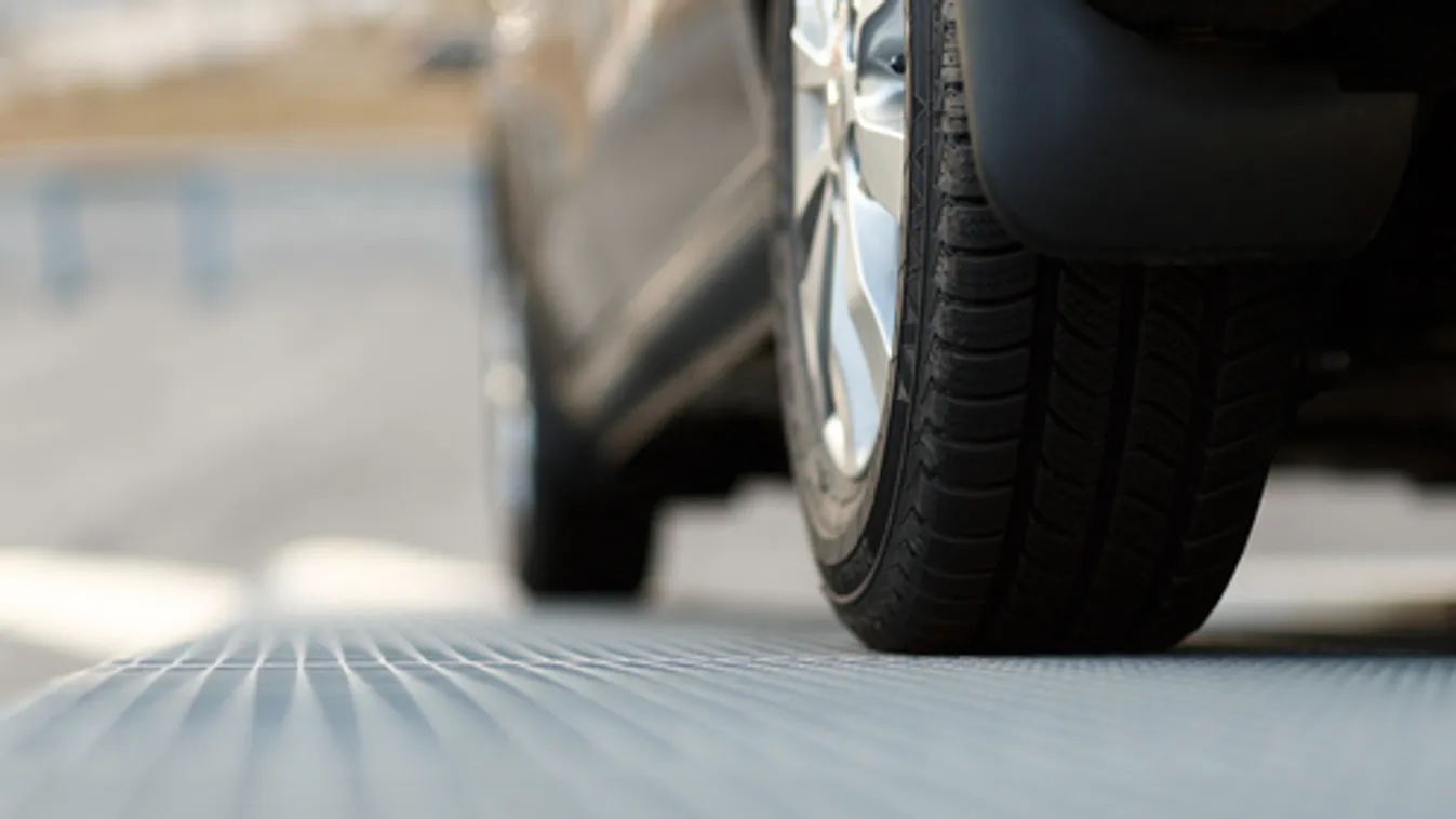 Hárman meghaltak egy közlekedési balesetben a 4-es főúton Nyírturánál