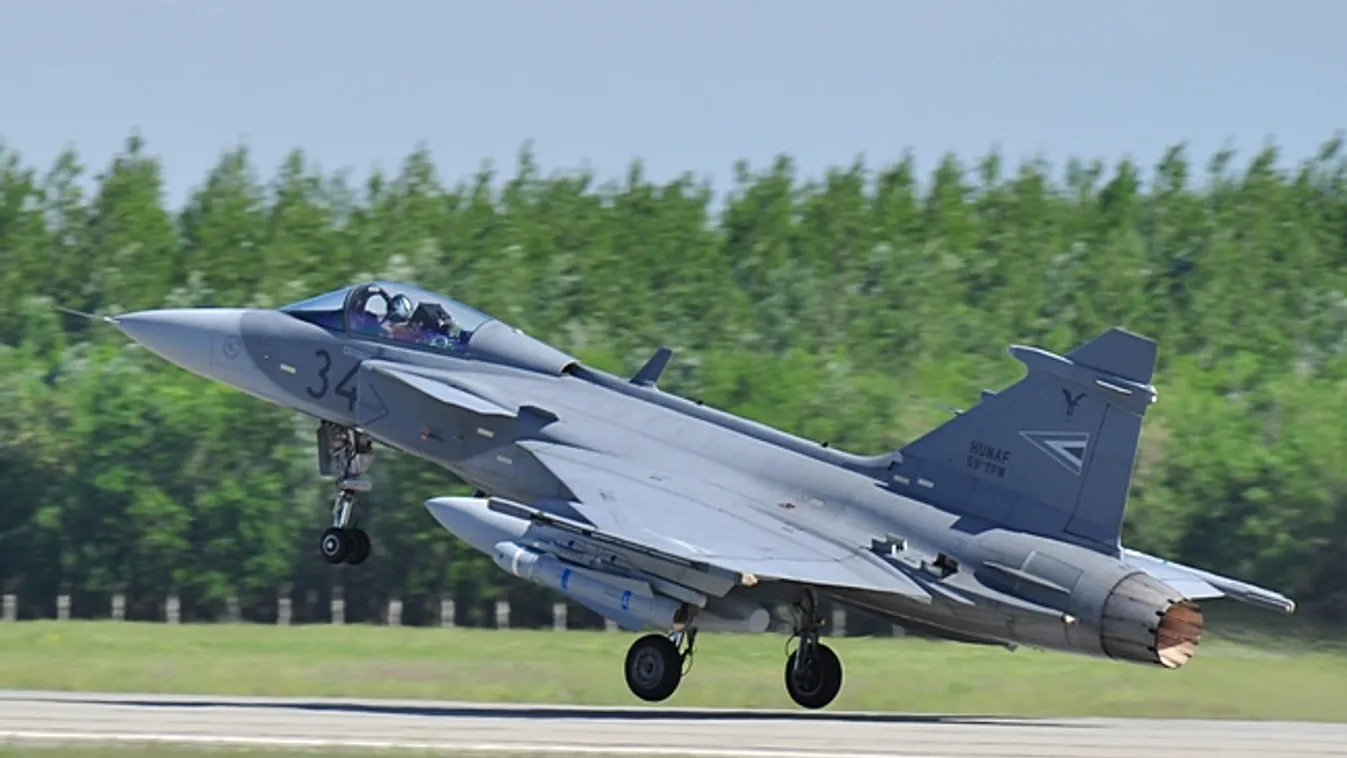 Kecskemétről Pápára települnek a Gripenek