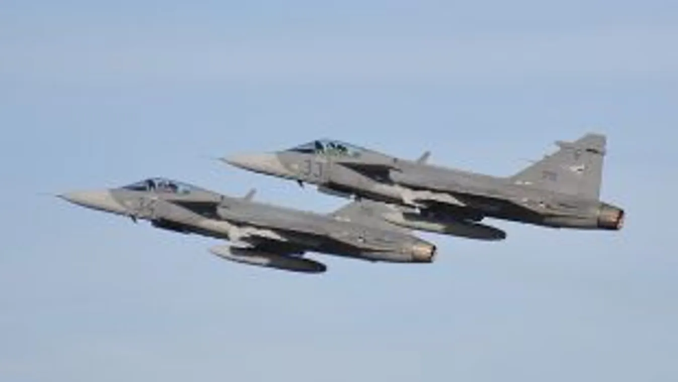 Három repülő miatt riasztották a Magyar Honvédség Gripenjeit a Baltikumban