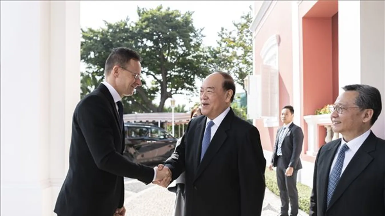 Szijjártó: Makaóban van igény a magyar prémium termékekre