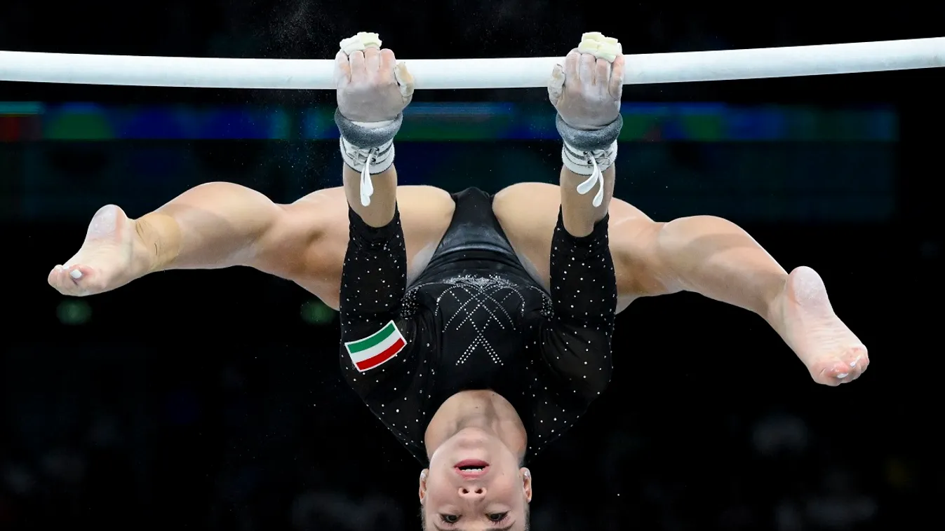 Czifra Bettina Lili Eb-ezüstérmes felemáskorláton