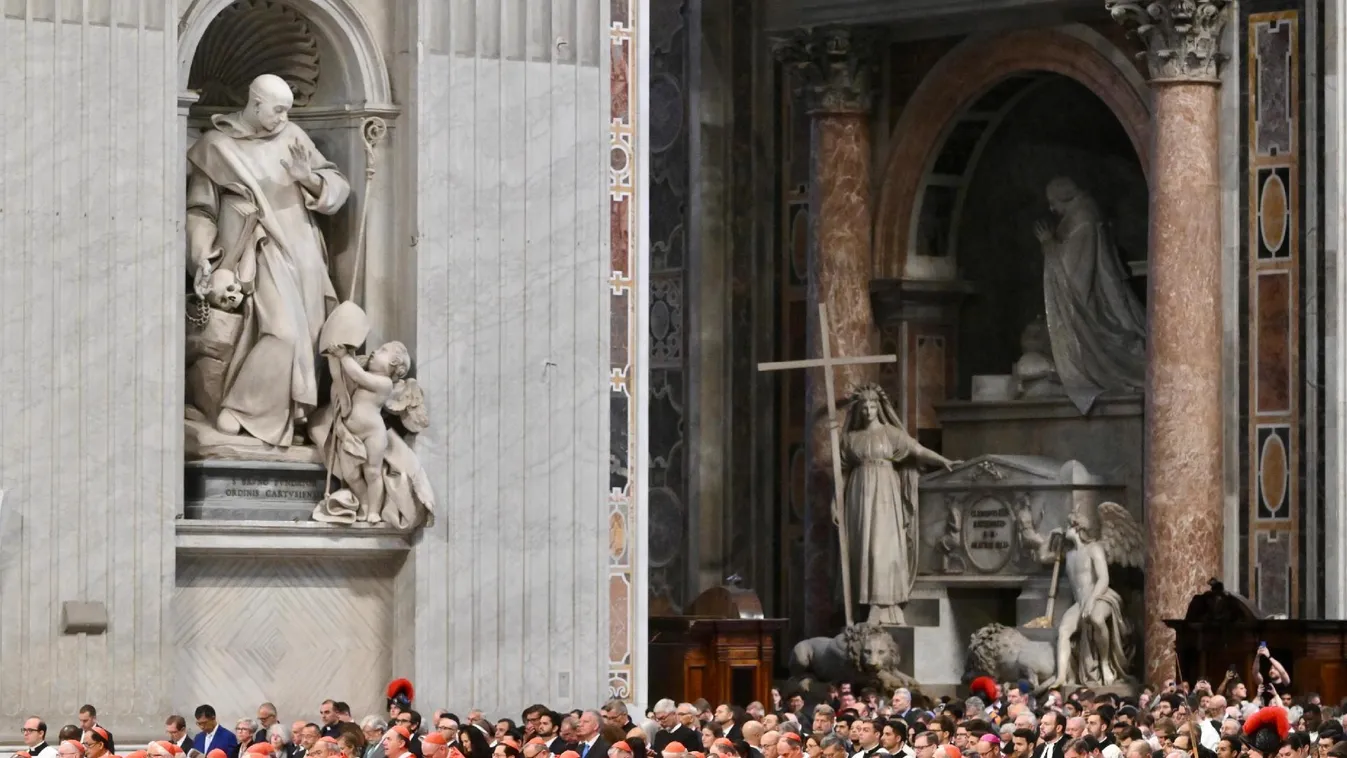 A bíborosi testület dékánja: az új pápának elő kell segítenie az egyházon belüli összetartást és egységet