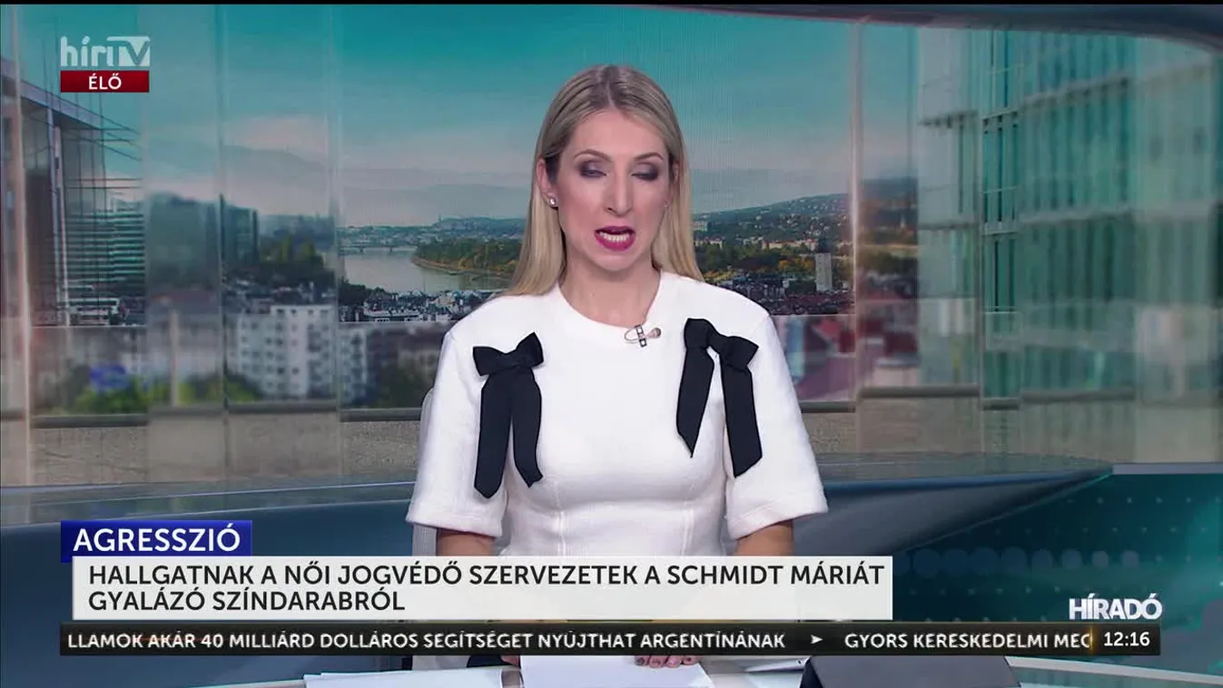 HALLGATNAK A NŐI JOGVÉDŐ SZERVEZETEK A SCHMIDT MÁRIÁT GYALÁZÓ SZÍNDARABRÓL