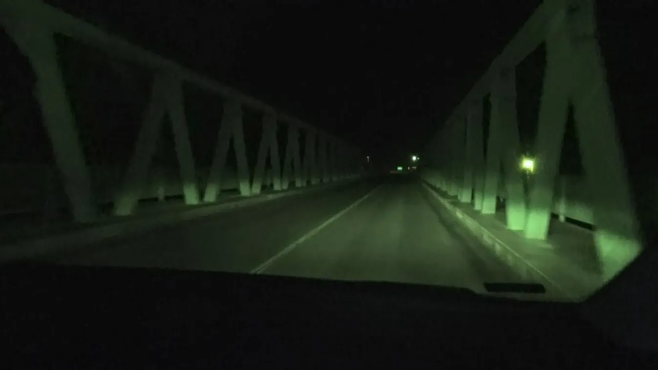 Macska-egér harc – Riasztás