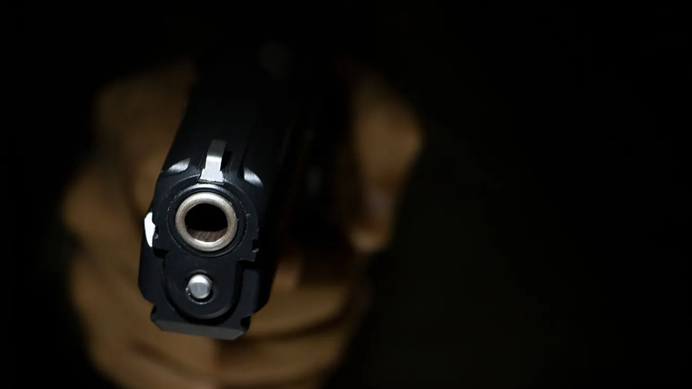 Agyonlőttek egy rendőrökre támadó fiatalt Groznijban