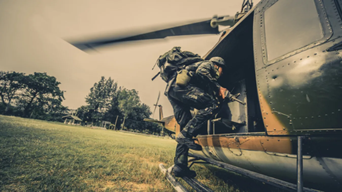 Lezuhant egy katonai gyakorló-oktató repülőgép Horvátországban