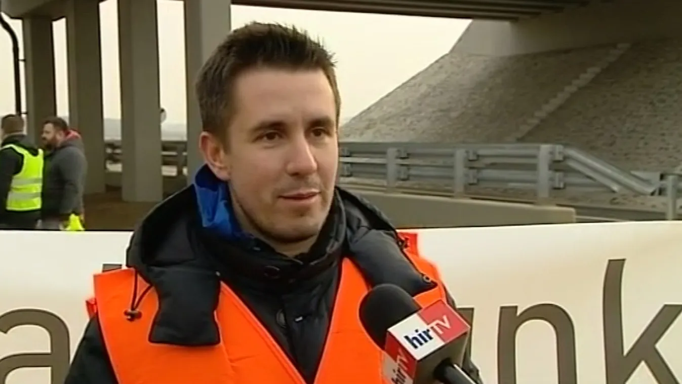 Őrizetben az MSZP-s, DK-s ügyvéd