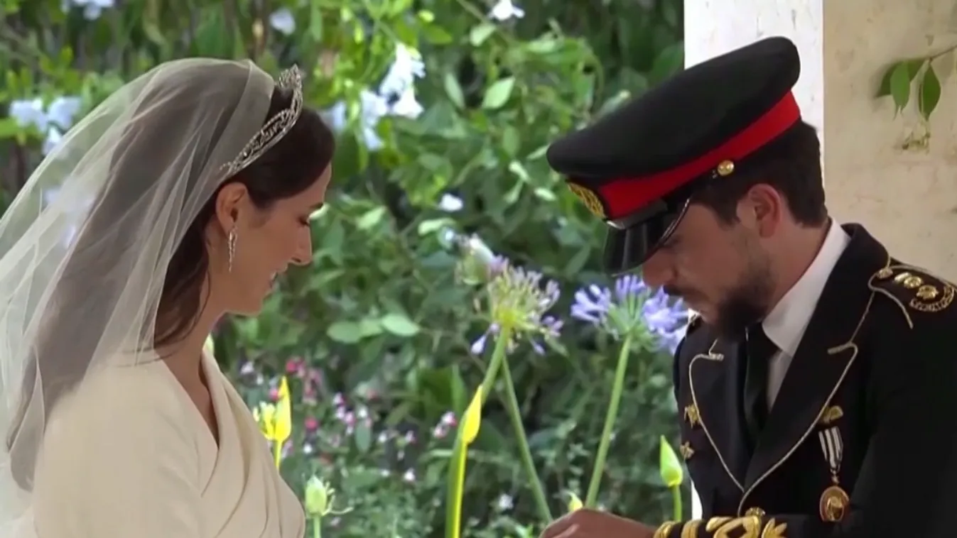 Látványos ünnepségen házasodott meg a jordán koronaherceg