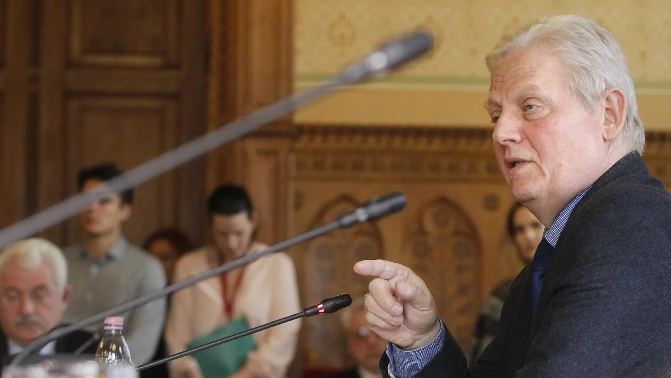 Tarlós: Becsülöm a Kálmánt, de normális ember ilyet nem tesz