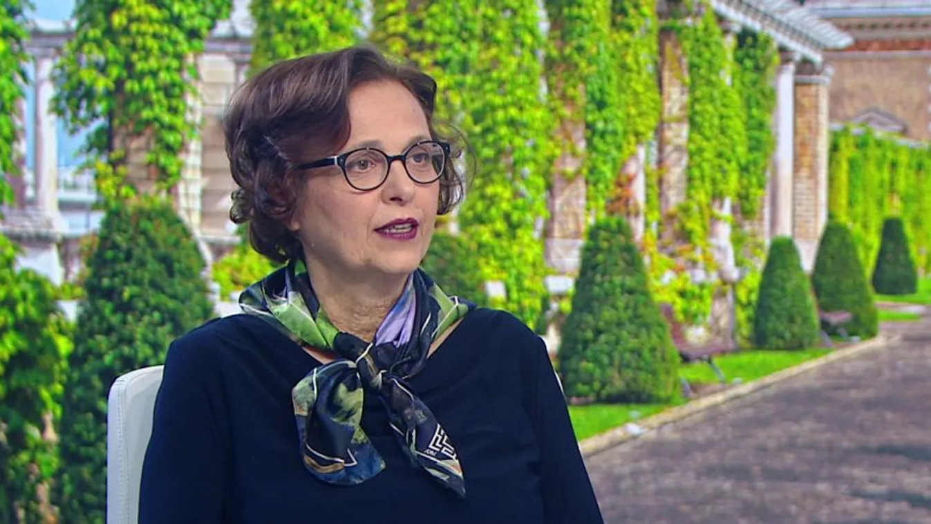 A várak és kastélyok után azok kertjei és parkjai is megújulhatnak