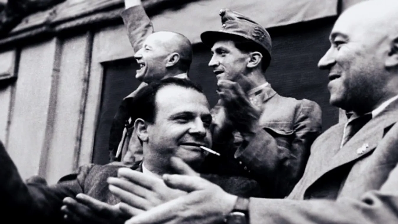 Így is épült a szocializmus – Vetítő