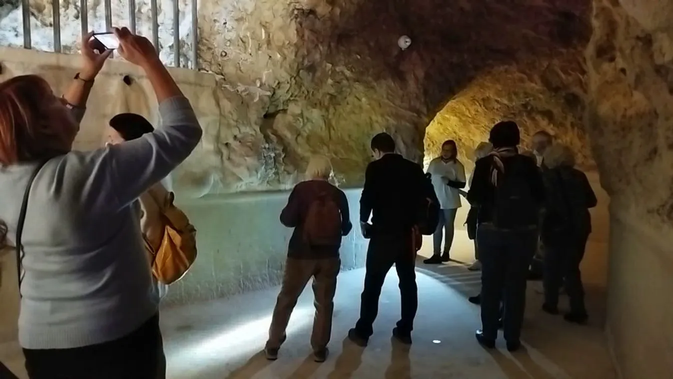 Bakancsos séta a Miskolctapolcai Barlangfürdőben