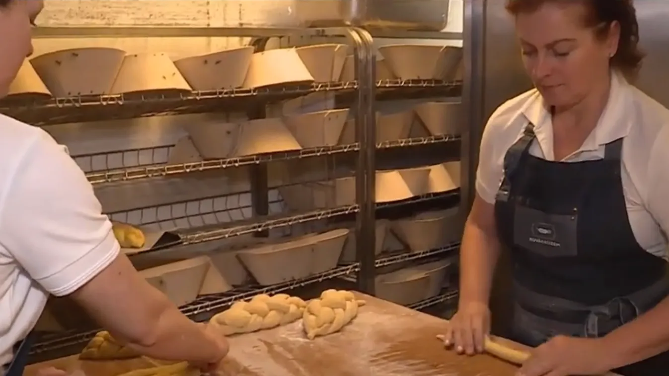 Napindító – Kalácskészítés húsvétra