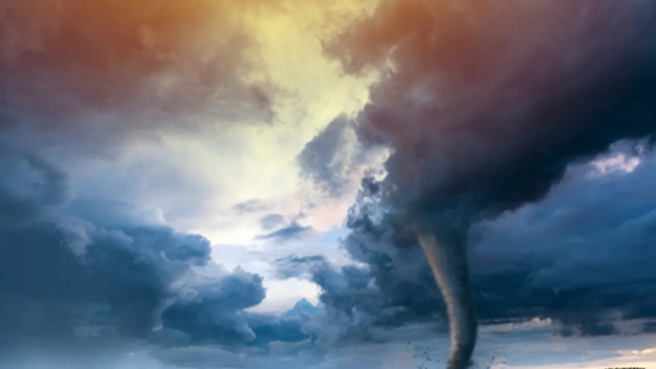 Tornádó csapott le a dél-kínai Kuangcsou városra, többen meghaltak és megsérültek + videó