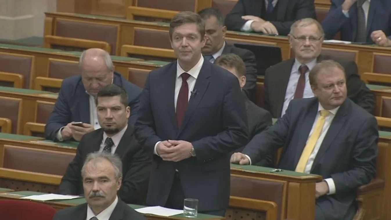 Tóth: Kormányváltás tömheti be a társadalmi szakadékot