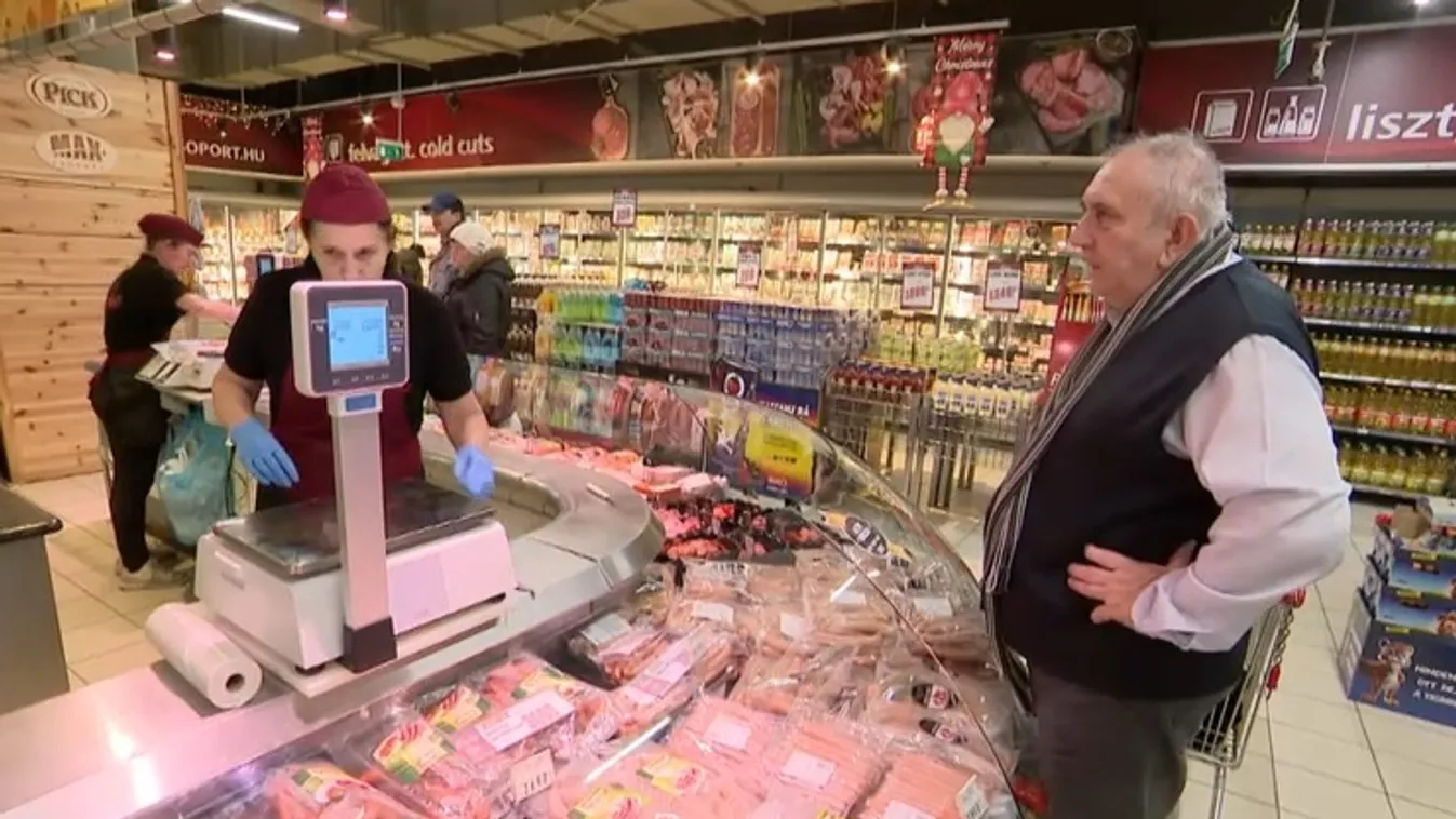 Az év utolsó napján is megteltek az élelmiszerboltok + videó