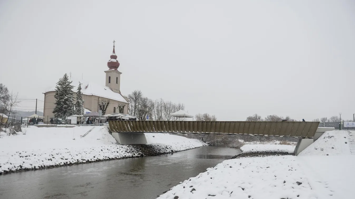 Átadták az új Ipoly-hidat + videó