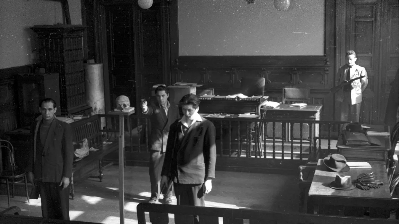 „Vegye figyelembe nehéz gyermekkorát” – így védte az ügyvéd a 71 éves férfit