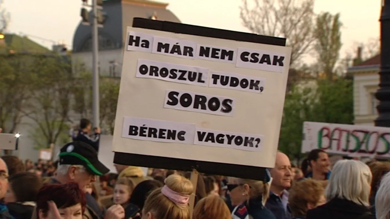 Hiába ostorozza a kormány, javul a civilek megítélése