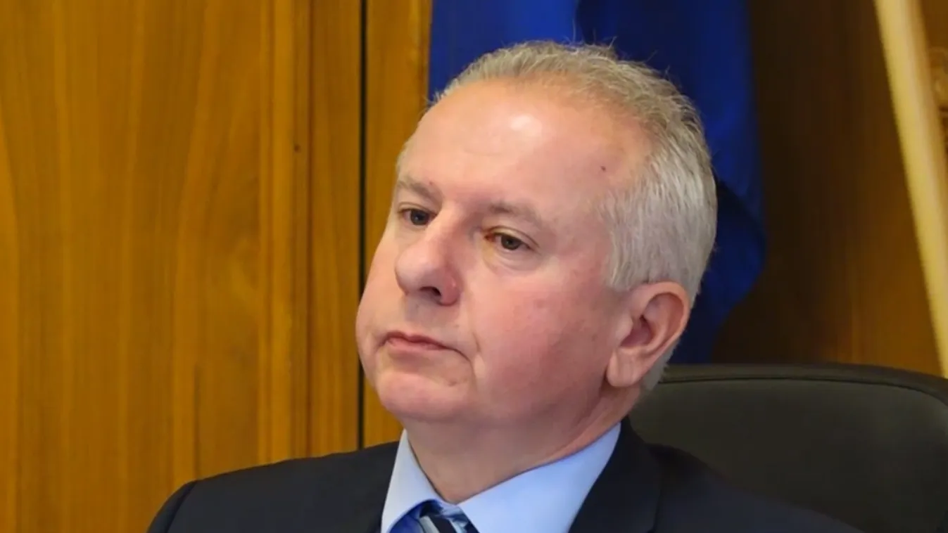 Péterffy Attilát támogatja Pécsen a jövő évi önkormányzati választásokon az MSZP