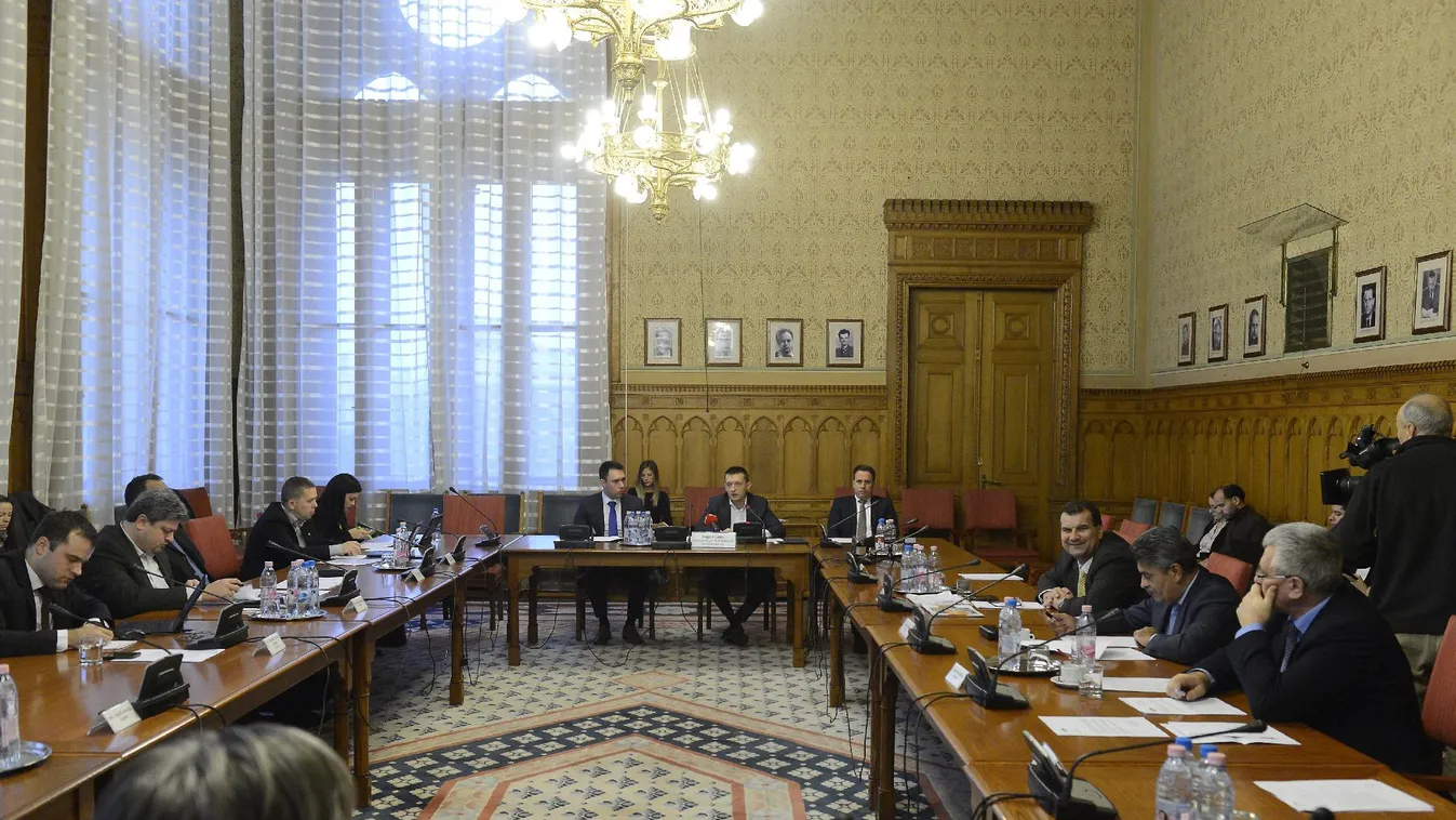 Beszámoló – Newsroom