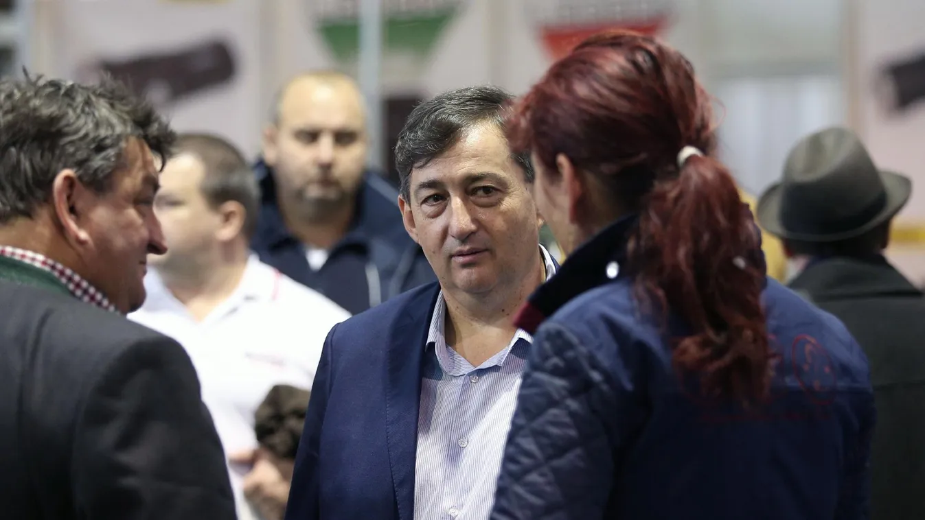 Szupergazdagok – Egyenesen