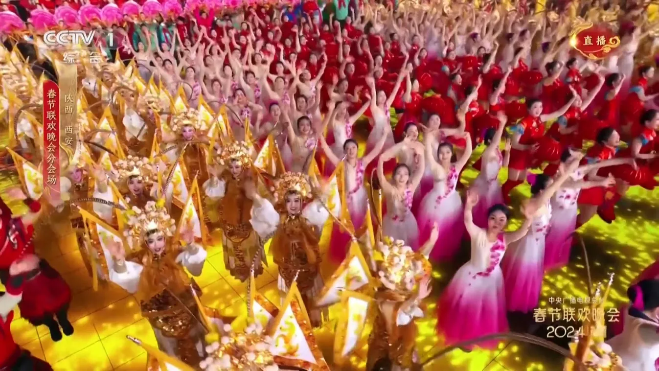 Világszerte ünnepelnek, táncolnak az emberek + videó