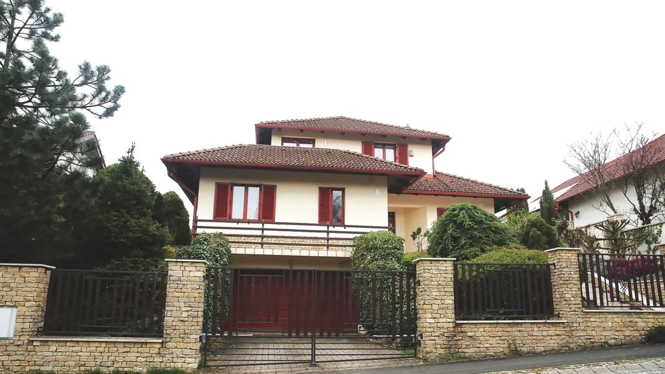 Hihetetlen luxusban élnek a tiszás politikusok + videó