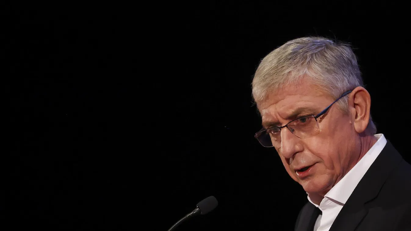 Alapjogokért Központ: Gyurcsány mellett kötöttek ki a politikai halál elől menekülő kispártok + videó