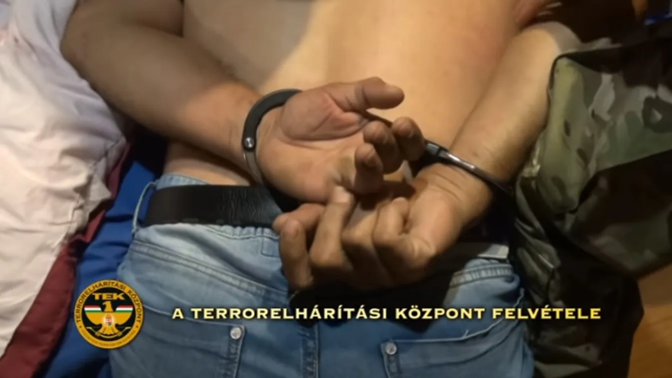 Fegyverarzenálost kapcsoltak le a kommandósok