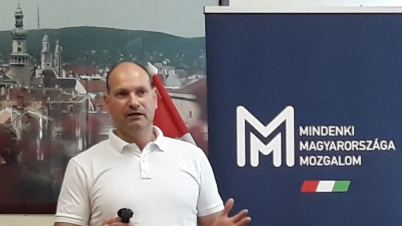 Mélyrepülésben a belső vitákkal terhelt ballib ellenzék Sopronban